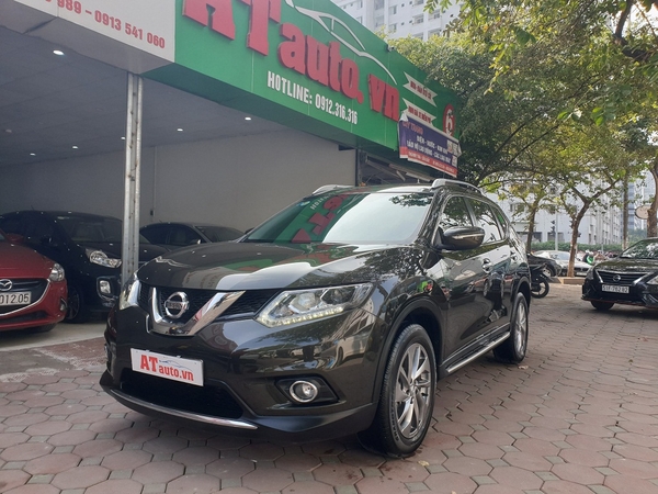 nissan x trail 2.0sl cá nhân 1 chủ từ mới 7 chỗ zin 4 vạn km