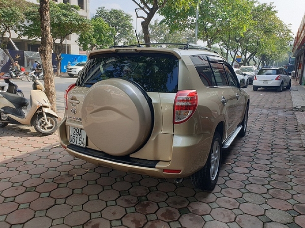 tyota rav4 2.5at đẹp vô đối chính chủ biển hà nội chuẩn 5.2 vạn