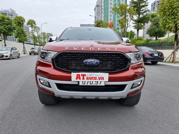 ford everest 2.0 titanium mode 2021 màu đỏ cực mới