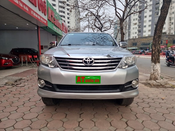 Toyota Fortuner V 2016 tư nhân gốc Thành Phố