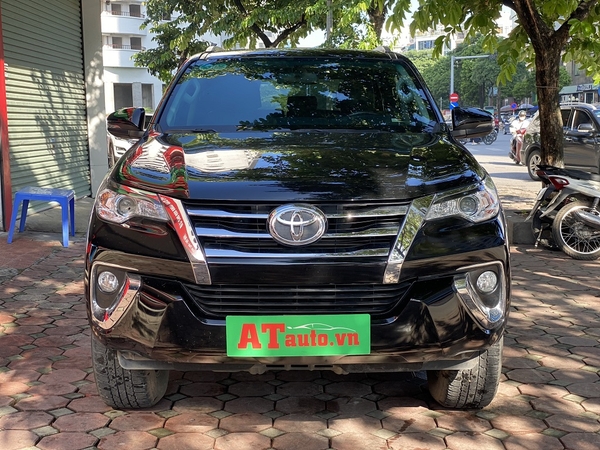 Toyota fortuner 4x2 AT 2019 một chủ từ đầu biển Hà Nội