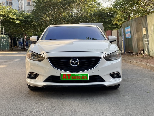 Mazda 6 2.0 AT sản xuất 2016 cá nhân sử dụng từ mới