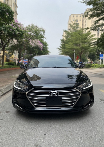 Hyudai Elantra 2.0 sản xuất 2017, một chủ từ mới