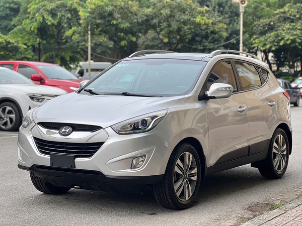 Hyundai Tucson 2.0 ĐB 2013 nhập khẩu hàn quốc