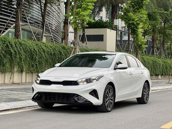 Kia k3 luxury 2023 màu trắng, một chủ từ mới