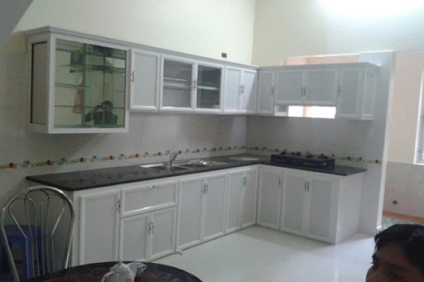 Thị trường tủ bếp kính tại Ninh Bình