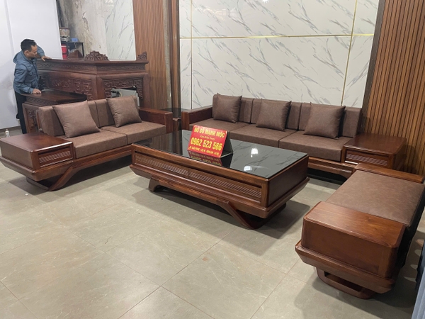 sofa-2-vang-goc-l-chan-thuyen-go-huong-da-hang-dat-a-tho-thai-binh