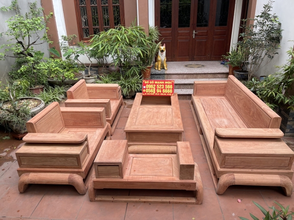 sofa-doi-chan-dui-ga-go-huong-da-cao-cap