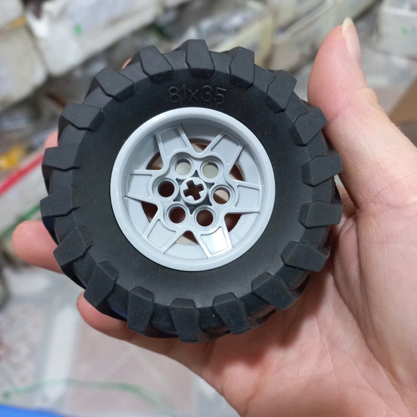 Một Cái Bánh Lốp Xe Kèm Mâm Kích Thước 81x35mm Phụ Kiện Đồ Chơi Lắp Ráp Tương Thích Part 56908 69912