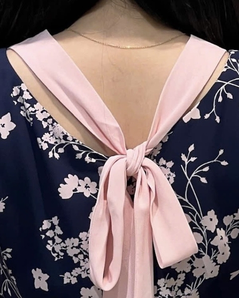 Đầm thuyền sau tim nơ sau tay ngắn