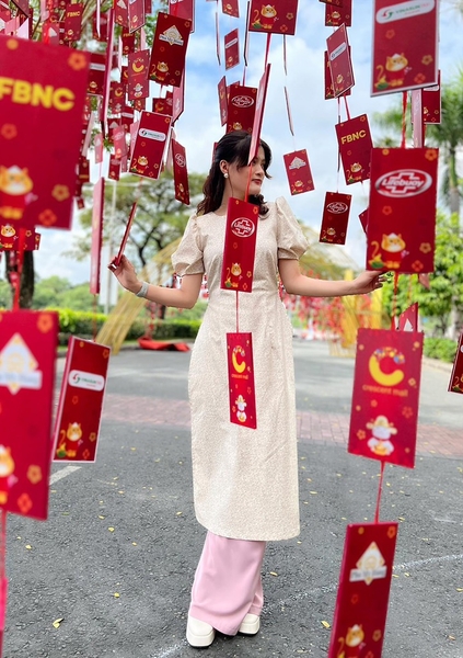 Set quần + áo dài cổ tròn tay ngắn dún