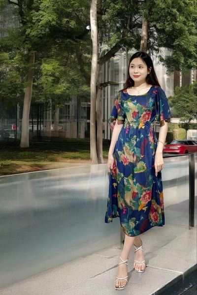 Đầm maxi cổ tim tay cánh tiên rút eo