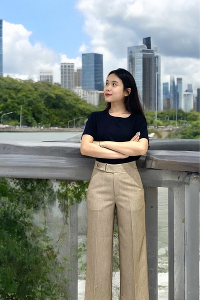 Quần suôn ủi li lưng 4f khoen nút