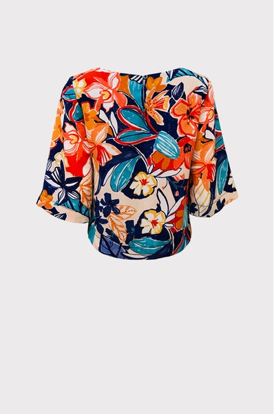 Áo croptop cổ thuyền xẻ sau tay lỡ