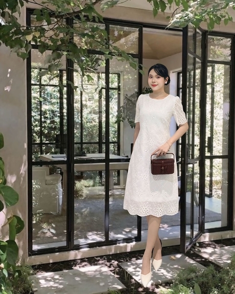 Đầm suông cổ tròn tay ngắn lai ruade 2l