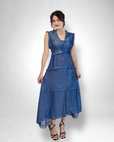 Đầm maxi cổ V rã tầng viền ren đen