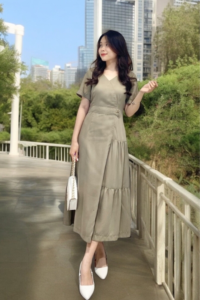 Đầm cổ tim đắp tùng rã dún tay ngắn