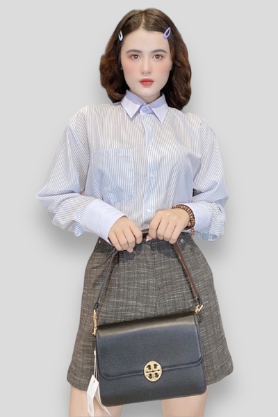 Áo smi tay dài xẻ nút bản to phối trắng