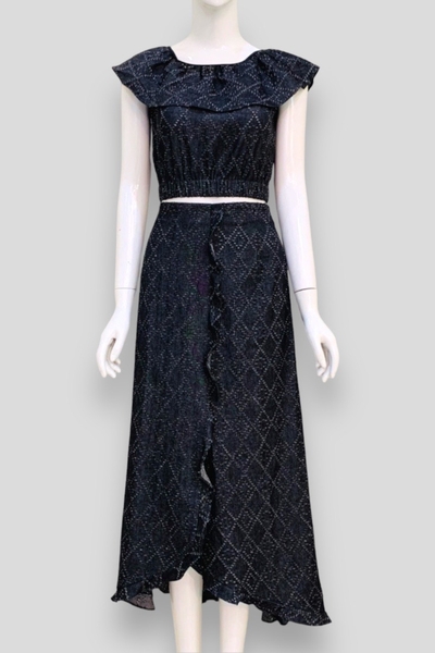 Bộ áo croptop bo thun + váy đắp 1 bên