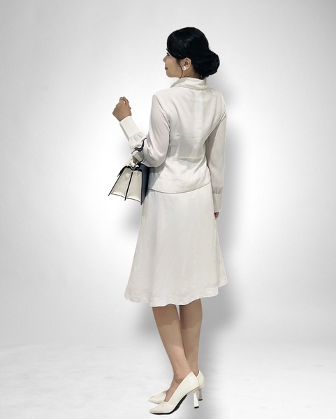 Váy A xẻ trước 2 lớp