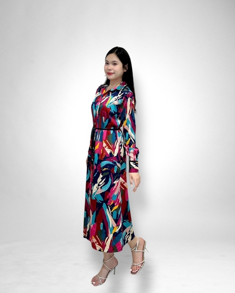 Đầm maxi xẻ nút tay dài + dây eo - bâu, tay viền đen - lụa