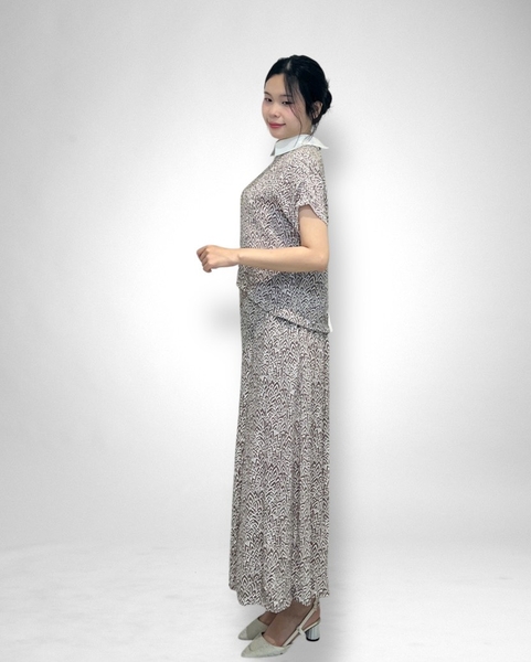 Áo sơ mi tay liền, nút sau