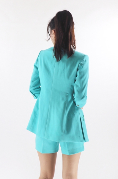 Vest bâu sam xếp tà tay lỡ