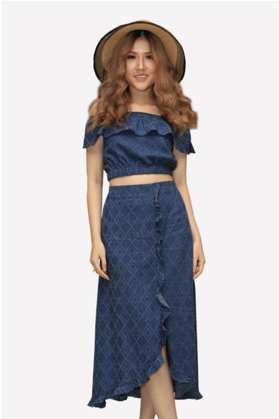 Bộ áo croptop bo thun + váy đắp 1 bên