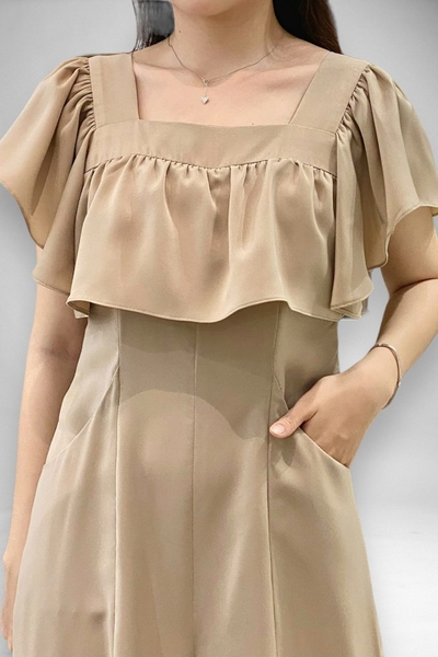 Jumsuit cổ vuông bèo, 2 túi trước - nude