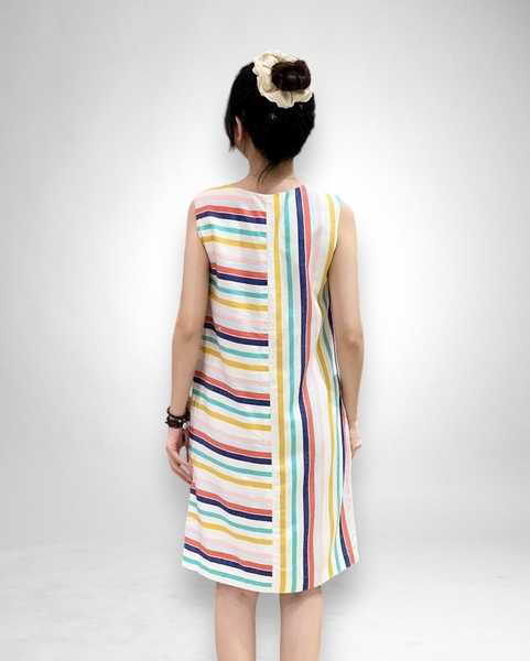 Đầm tunic cổ tròn sọc ngang xuôi