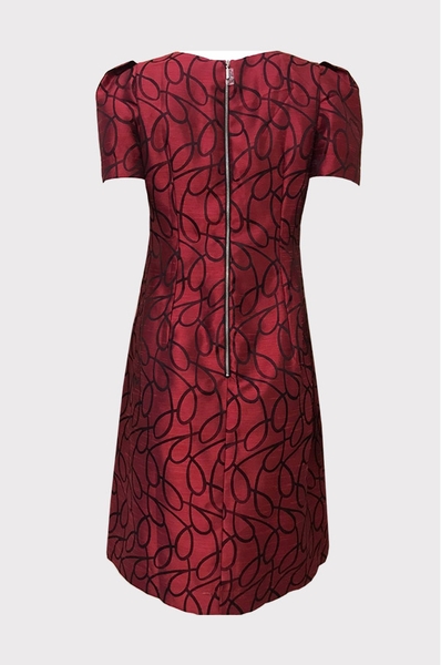 Đầm suôn cổ U tay ngắn xếp vuông