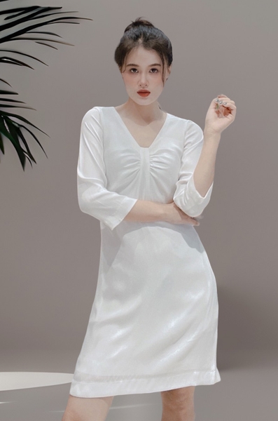 Đầm cổ V dún ngực, tay lỡ, túi, 2l