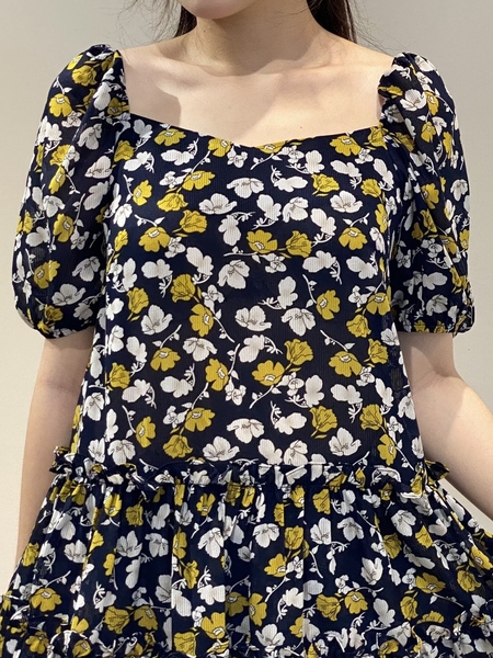 Set quần + đầm babydoll bèo tầng tay chụp