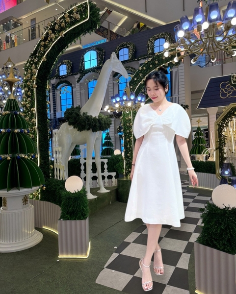 Đầm tiệc vai chụp tùng xòe, nơ 1 bên 2l- trắng