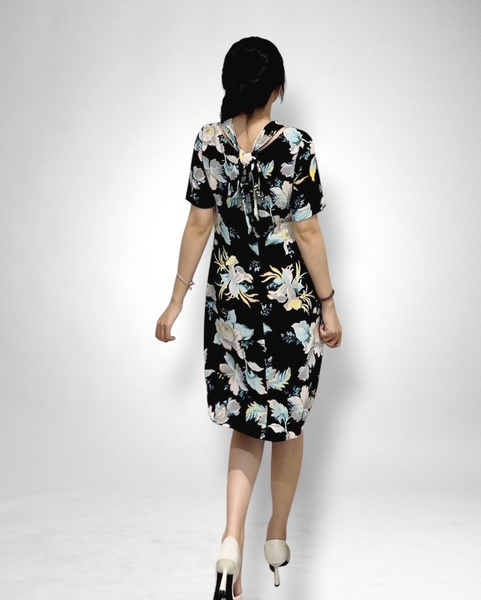 Đầm thuyền sau tim nơ sau tay ngắn