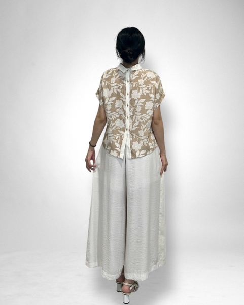 Áo sơ mi tay liền, nút sau