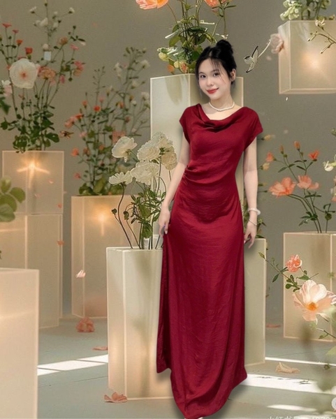 Đầm tiệc maxi cổ đổ
