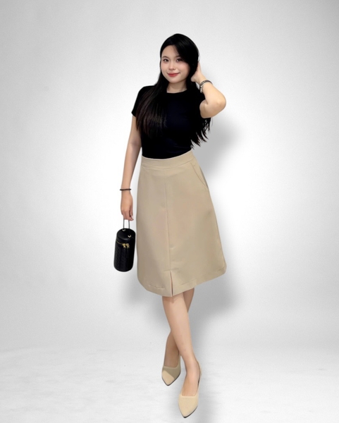 Váy A xẻ trước 2 túi,  2 lớp