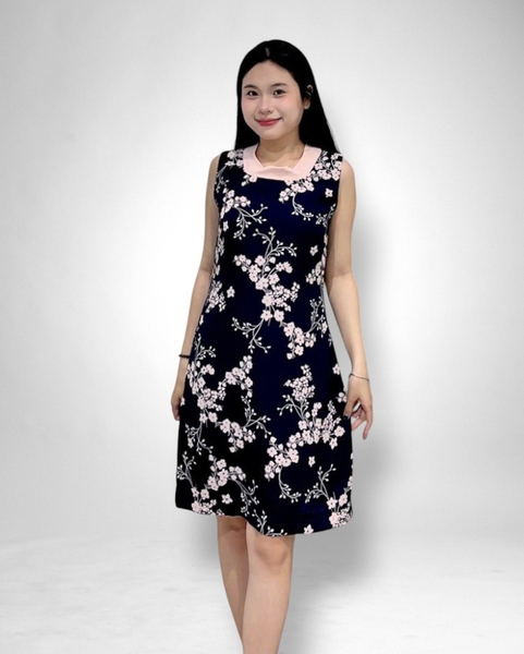 Đầm cổ thuyền sau tim viền dây nơ sau