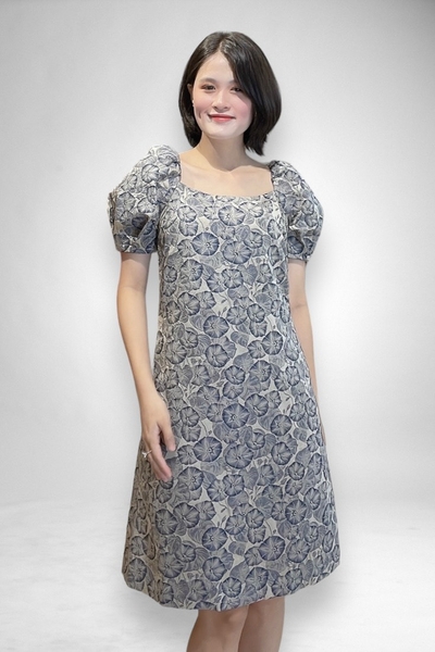 Đầm cổ vuông tay phồng dk sắt