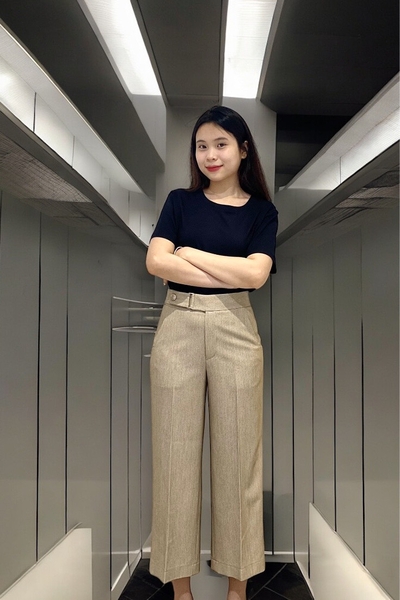 Quần suôn ủi li lưng 4f khoen nút
