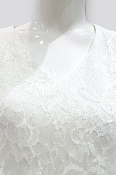 Đầm cổ tim ren choàng vai tay ngắn