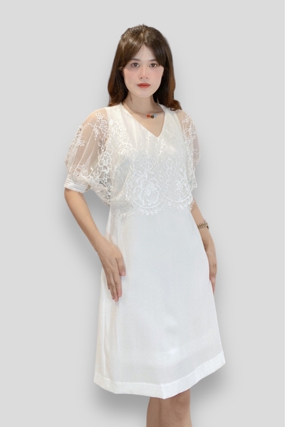 Đầm cổ tim ren choàng vai tay ngắn