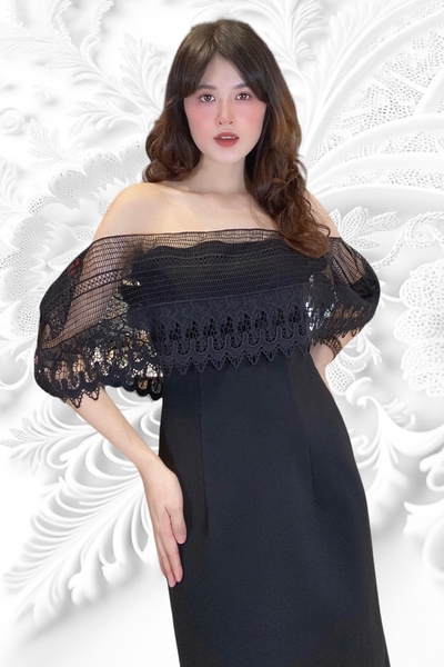 Đầm suôn vai ren cổ V
