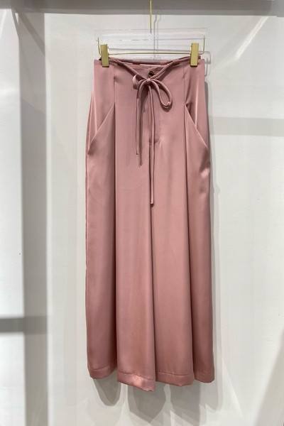 Quần tiệc ống rộng lưng luồn dây hồng