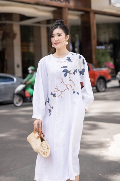 Phồng Floral Dress