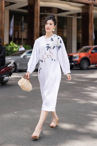 Phồng Floral Dress