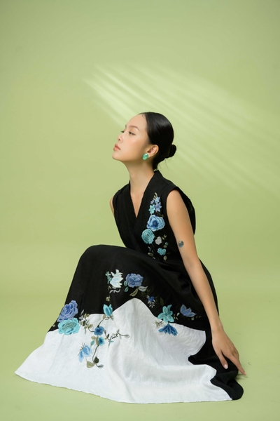 Đầm Phối Màu