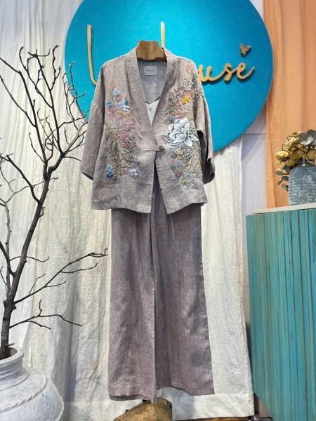 Coat Japan Lam Hoa