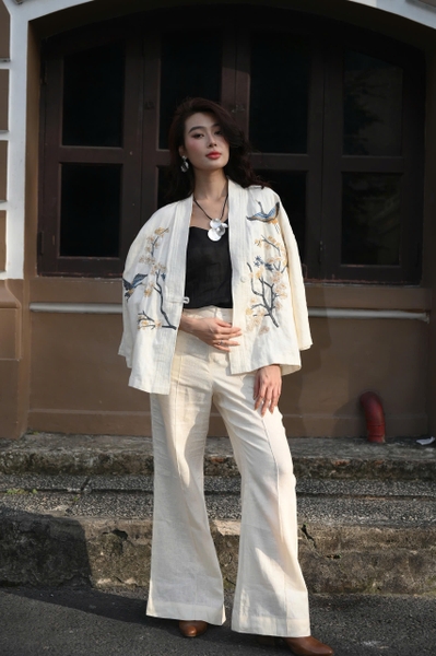 Áo Khoác Tuyết Mai